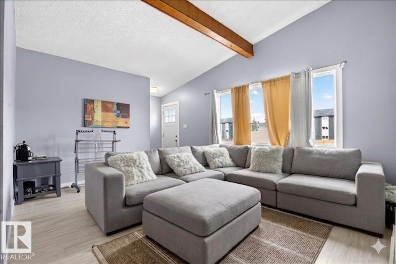 13111 82 ST NW, Edmonton