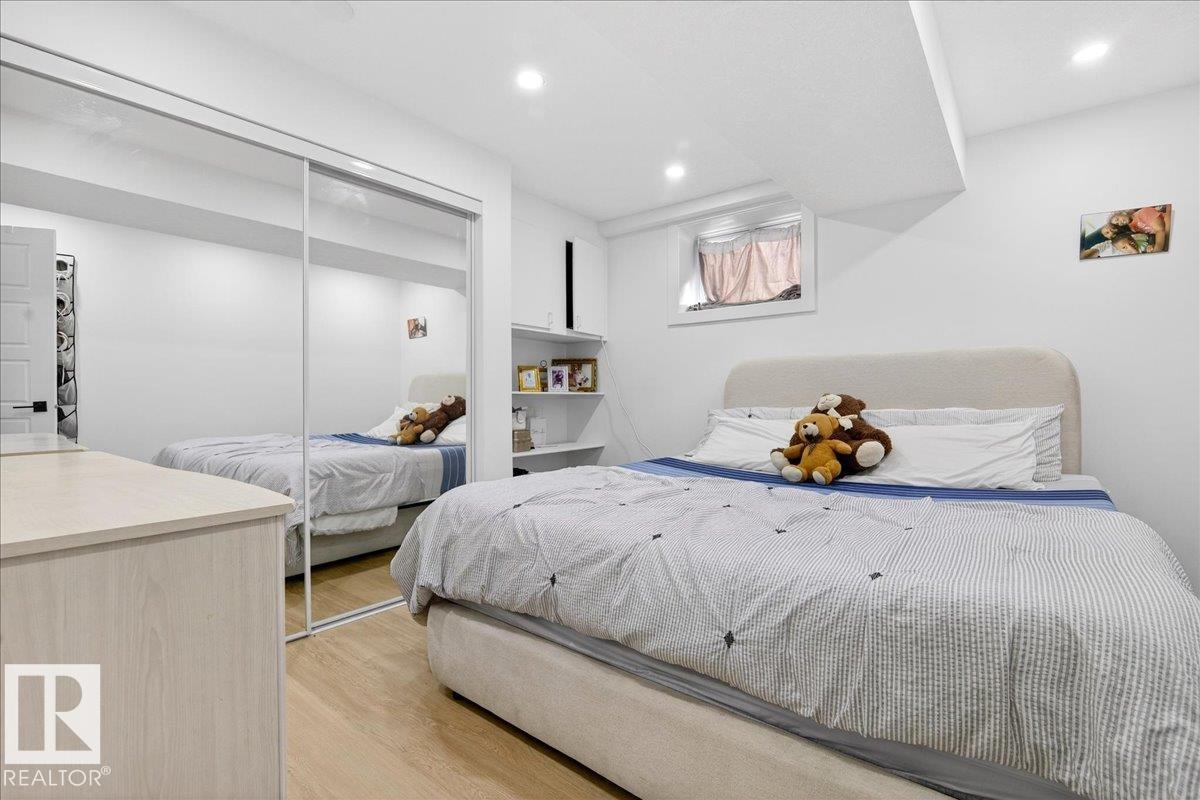 13111 82 ST NW, Edmonton