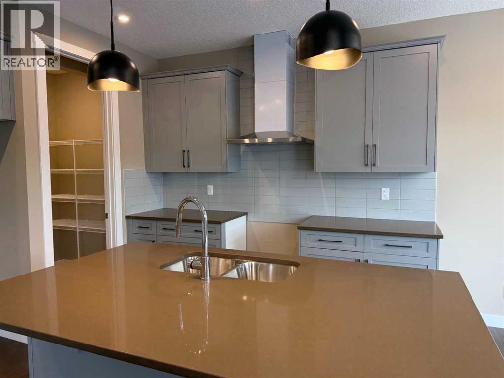 115 Sundown Crescent, Cochrane