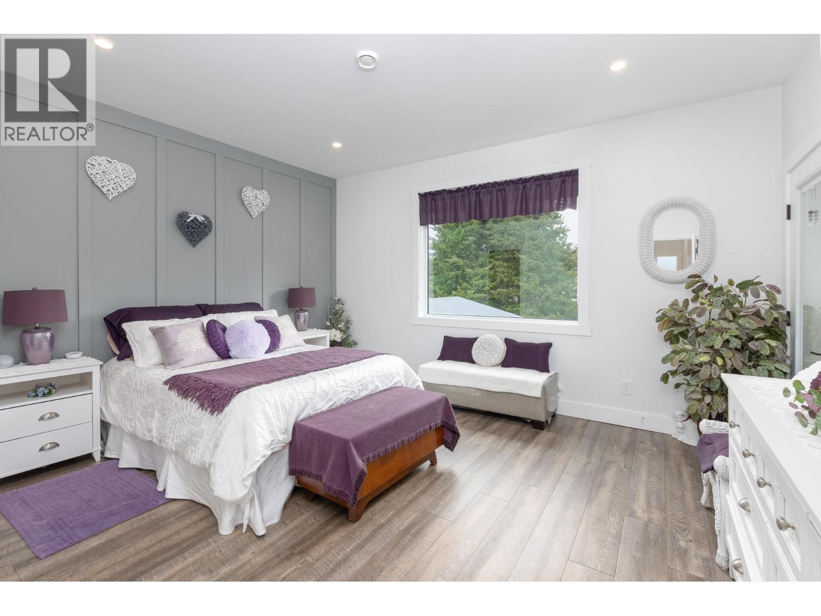 4 1441 20 Avenue Southeast, Salmon Arm