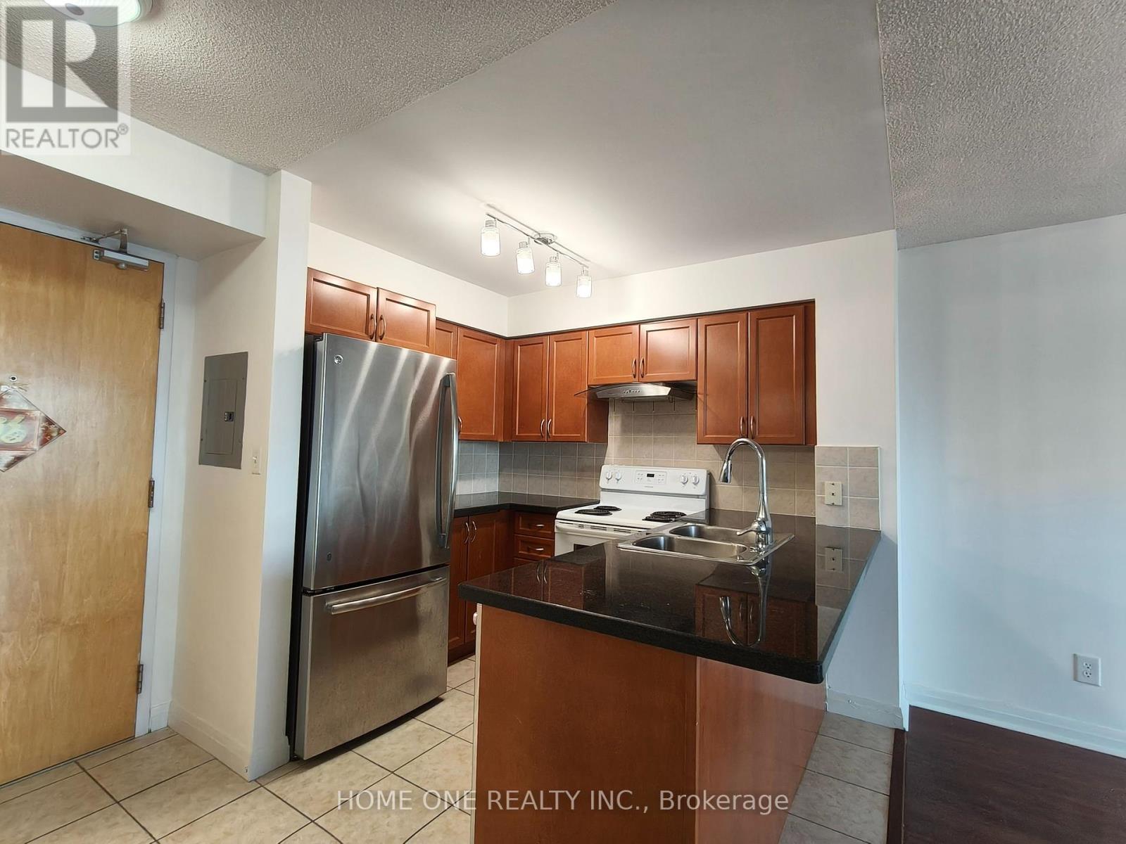 #315 7363 KENNEDY ROAD - 20