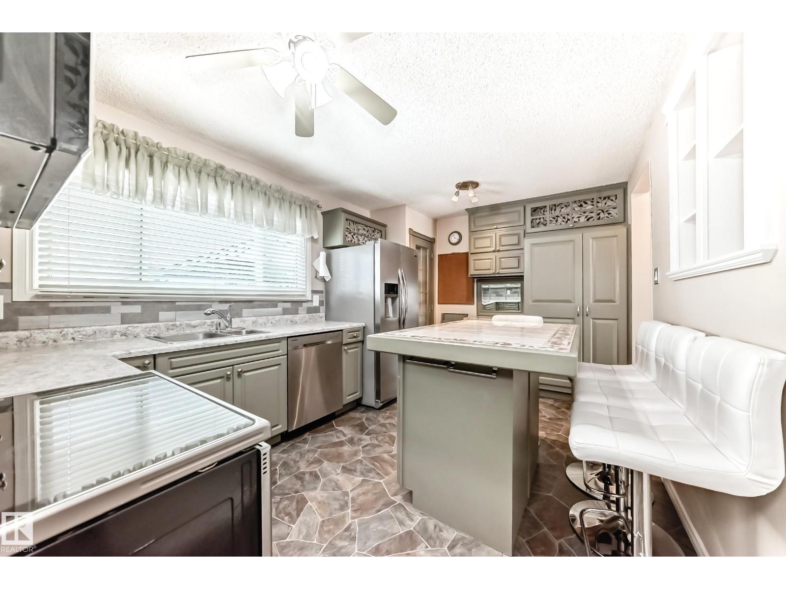 13222 83 ST NW, Edmonton