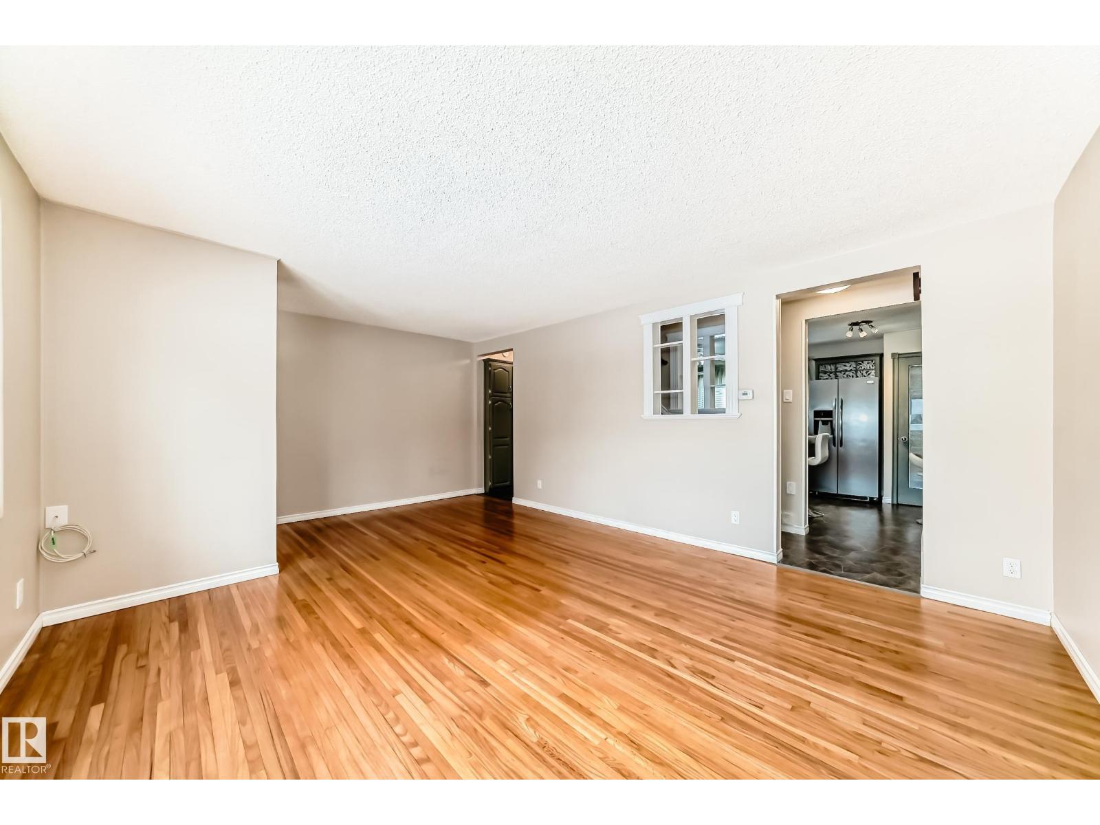 13222 83 ST NW, Edmonton