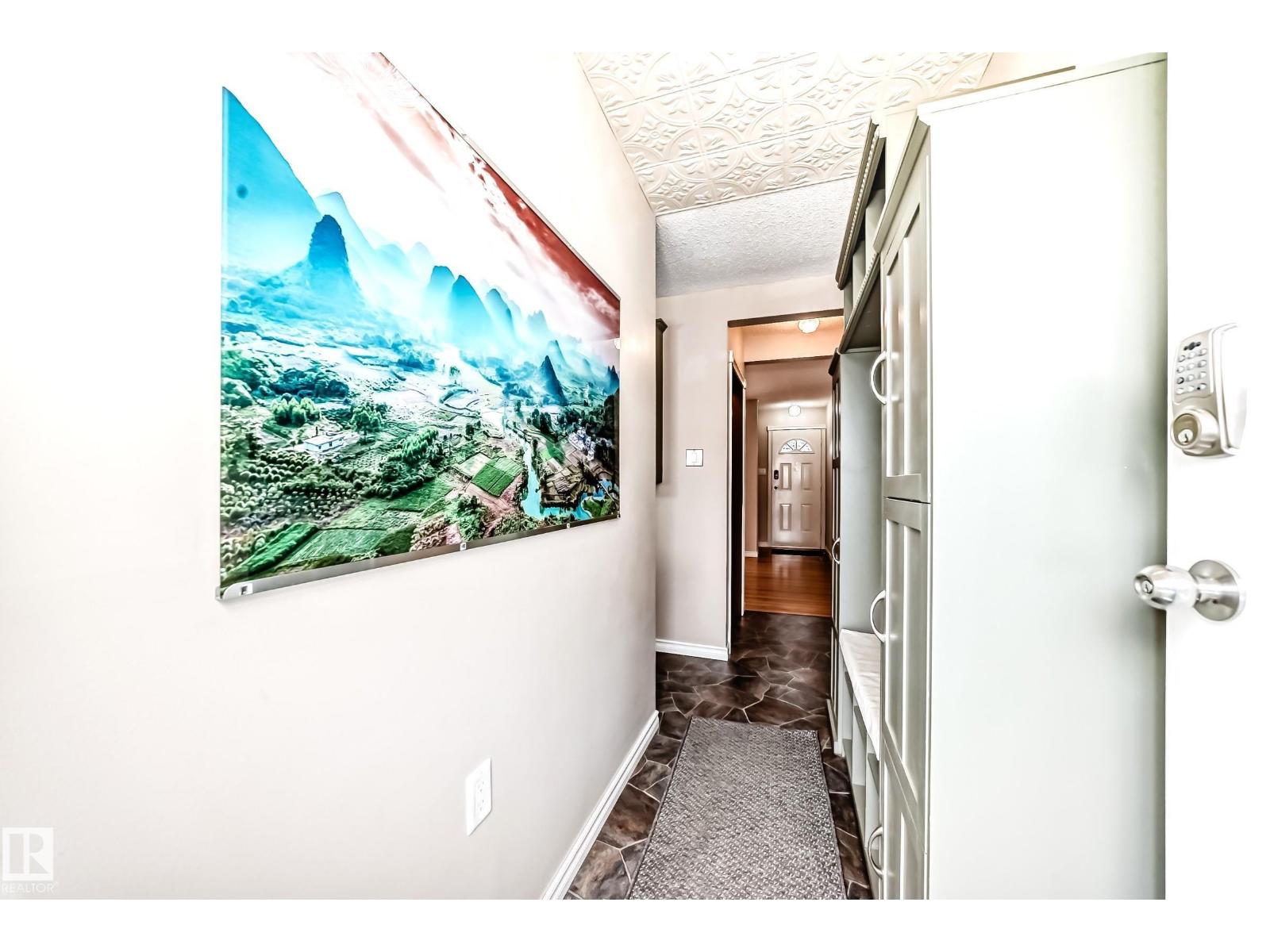 13222 83 ST NW, Edmonton