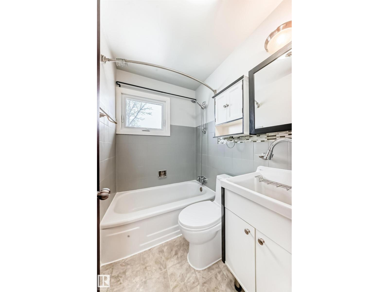 13222 83 ST NW, Edmonton