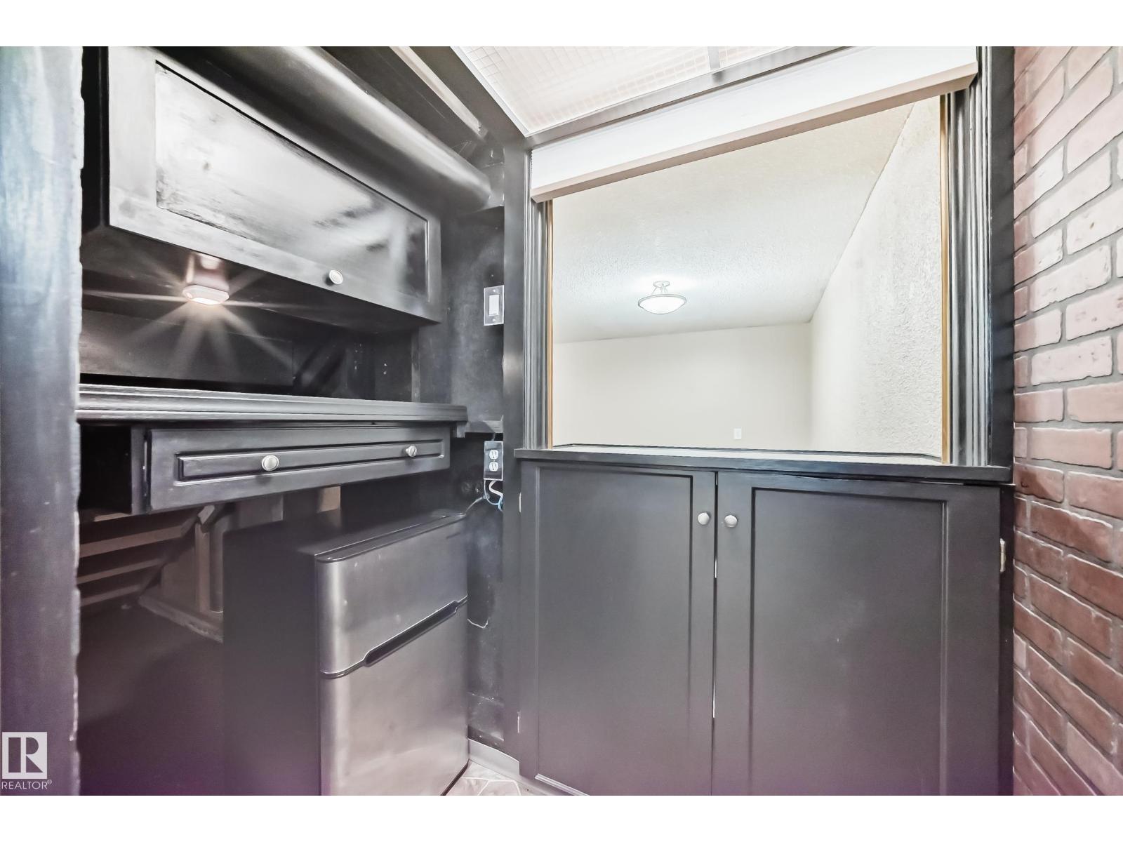 13222 83 ST NW, Edmonton