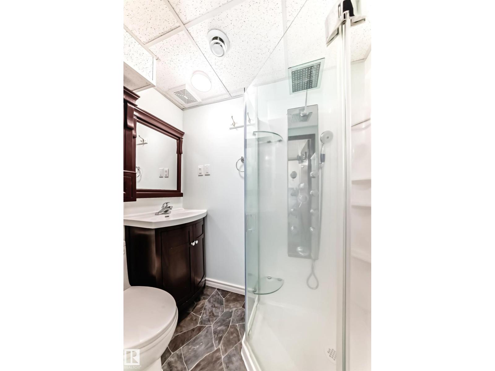 13222 83 ST NW, Edmonton