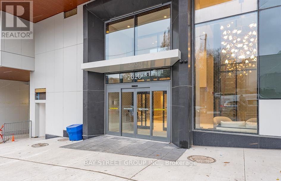#821 2020 BATHURST STREET - 18