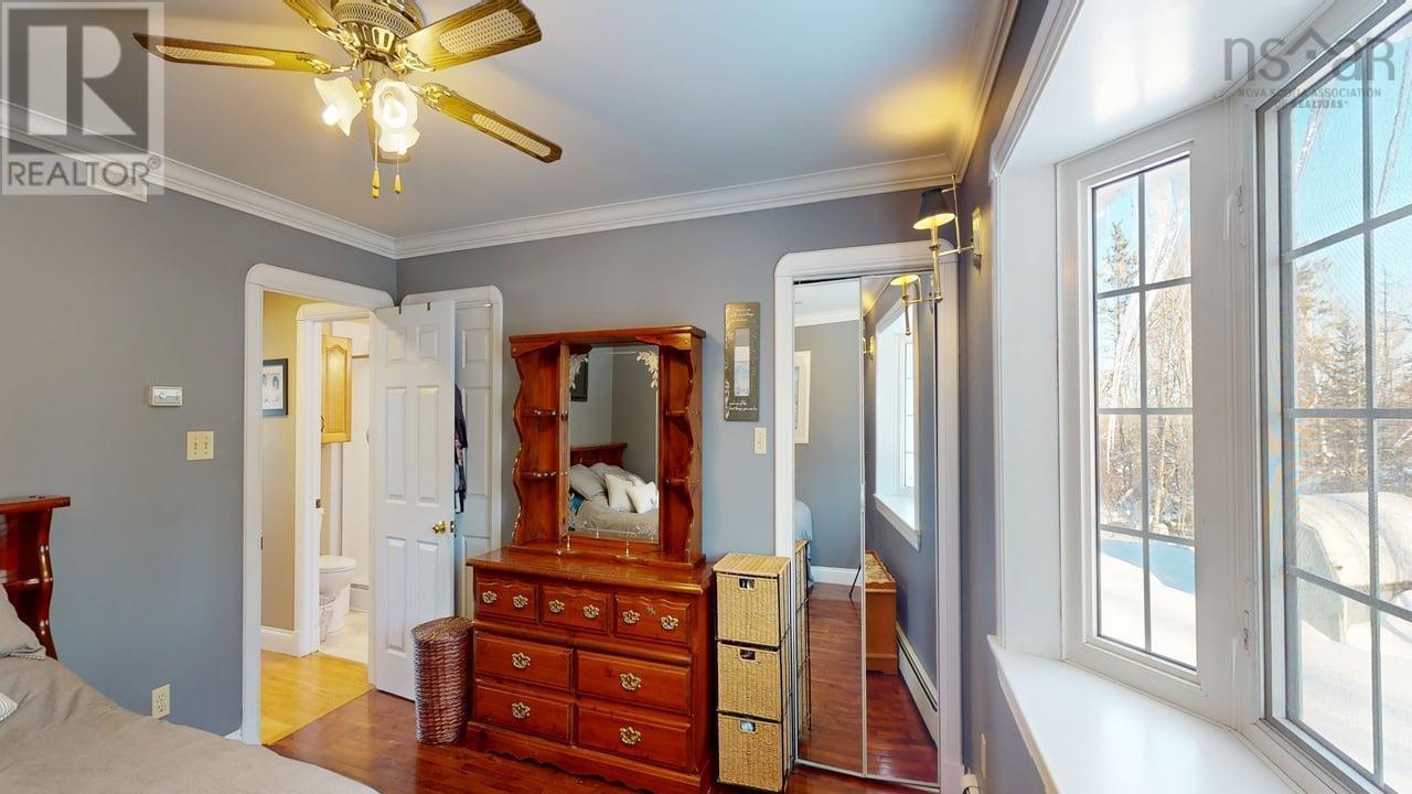 55 PLEASANT DRIVE - 10