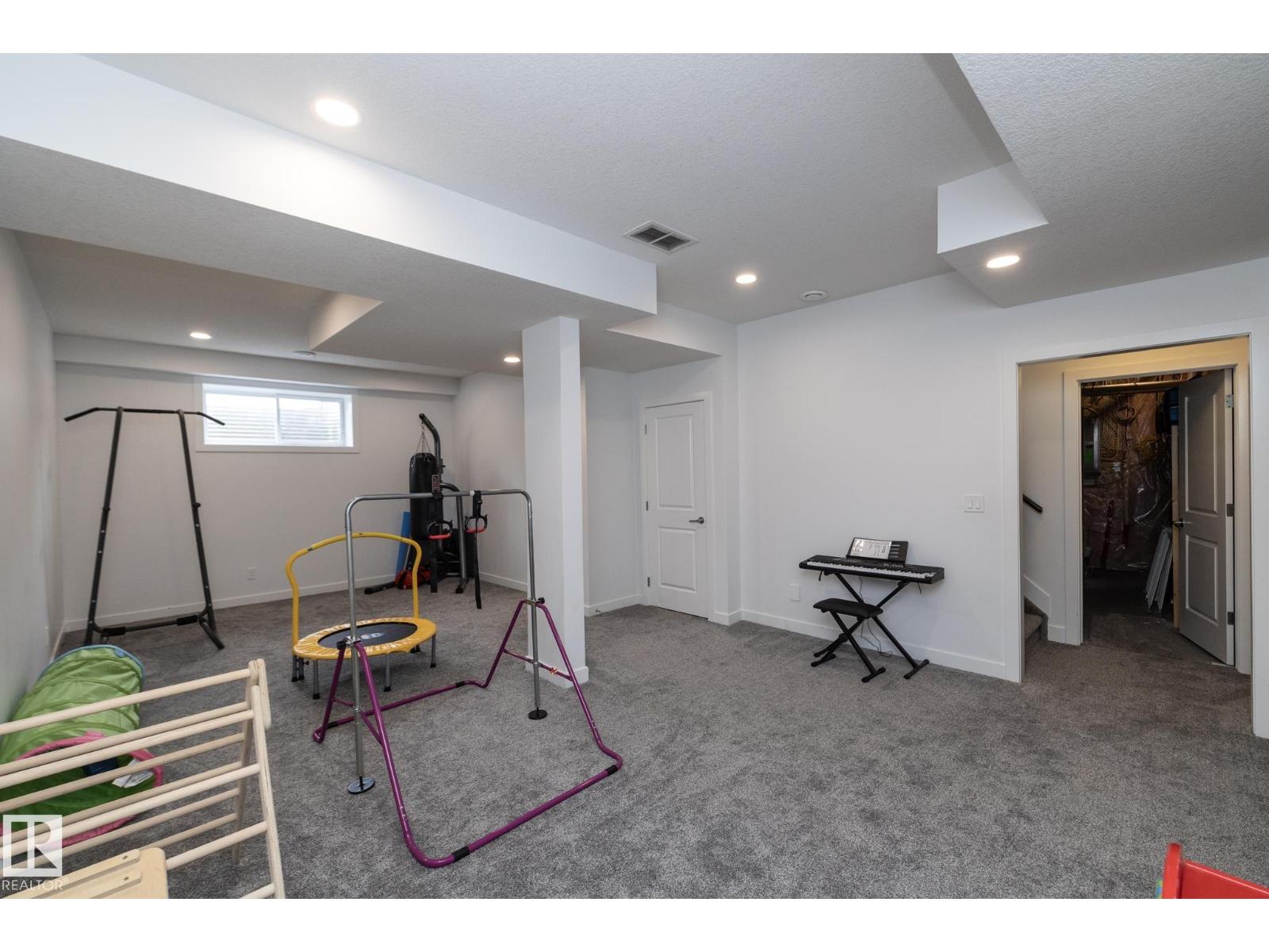 14 EDGEWATER TERR North, St. Albert