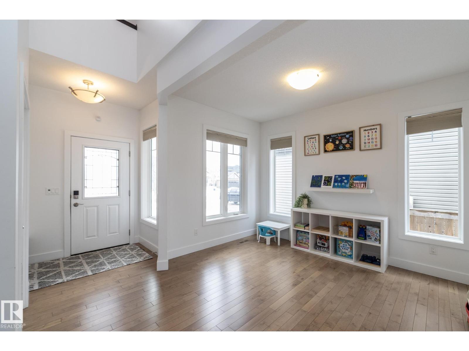 14 EDGEWATER TERR North, St. Albert