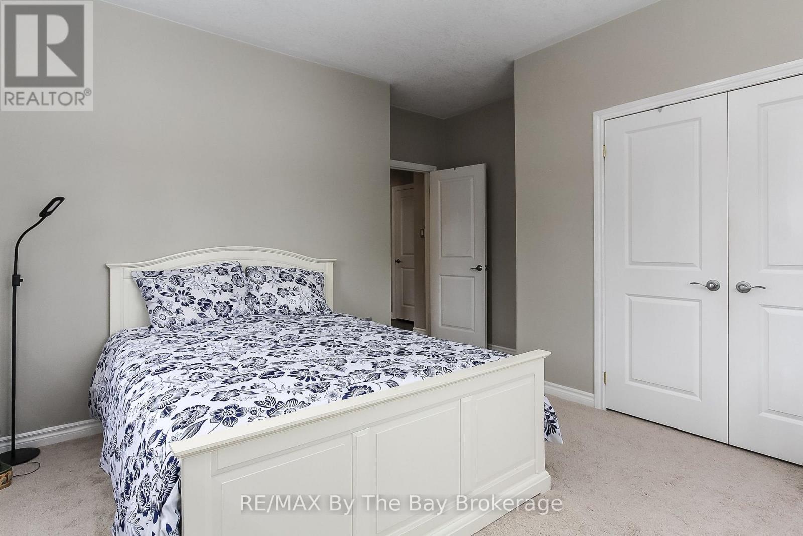 37 WALNUT DRIVE - 37