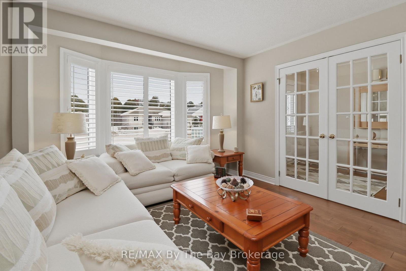 22 BRITTON COURT - 11