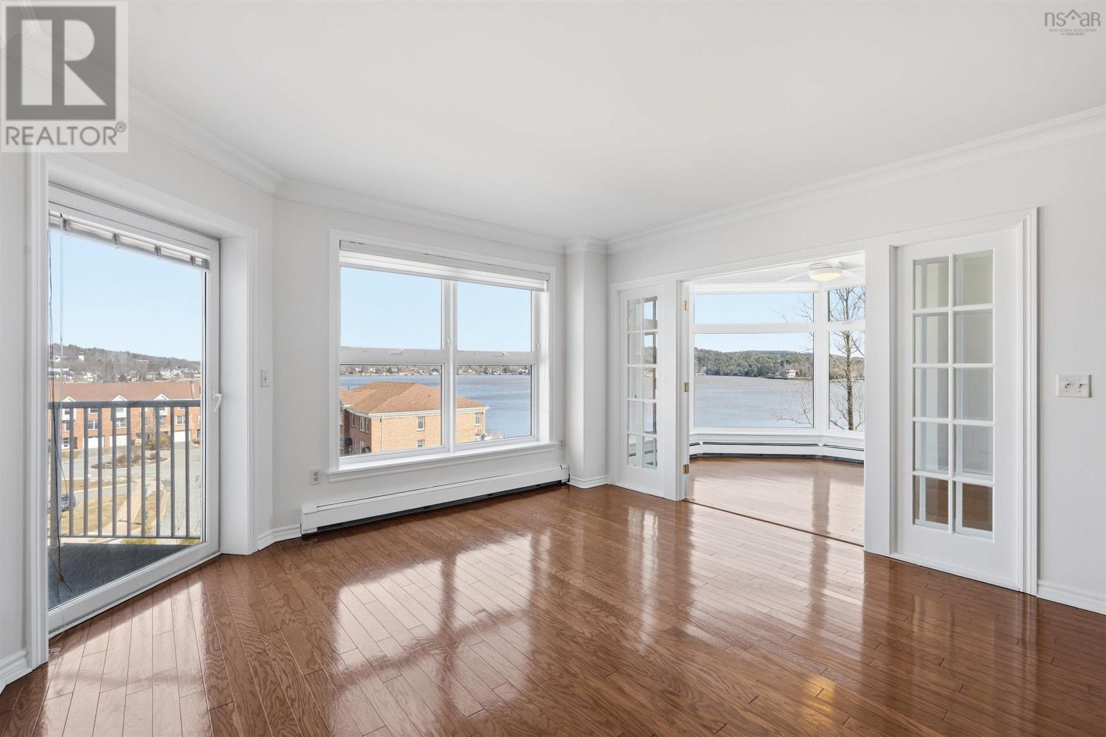 #403 99 WATERFRONT DRIVE - 11