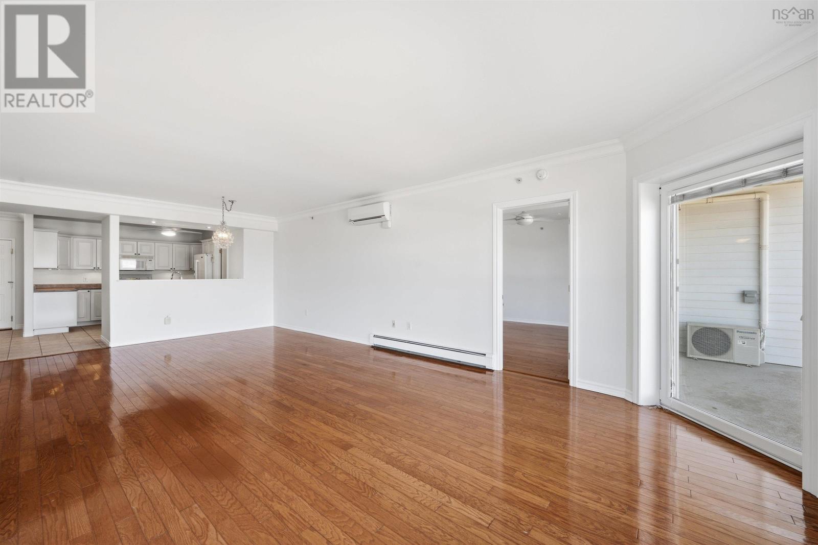 #403 99 WATERFRONT DRIVE - 13