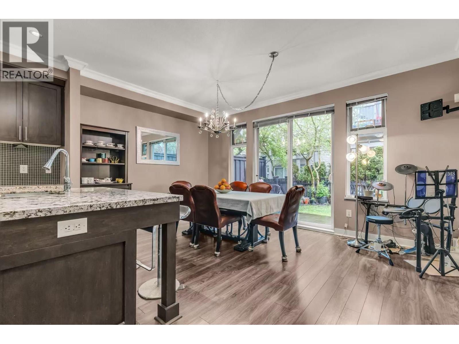 110 1460 SOUTHVVIEW ST., Coquitlam