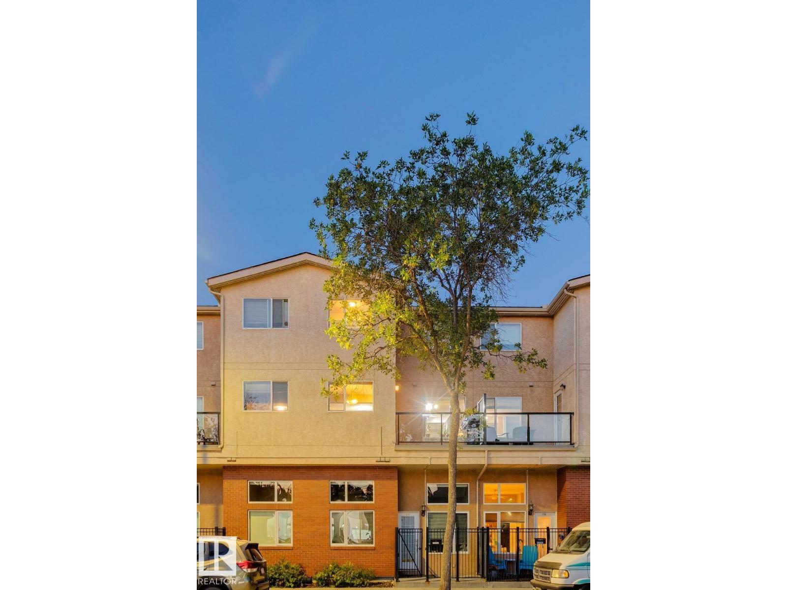 #209 11033 127 ST NW - 37
