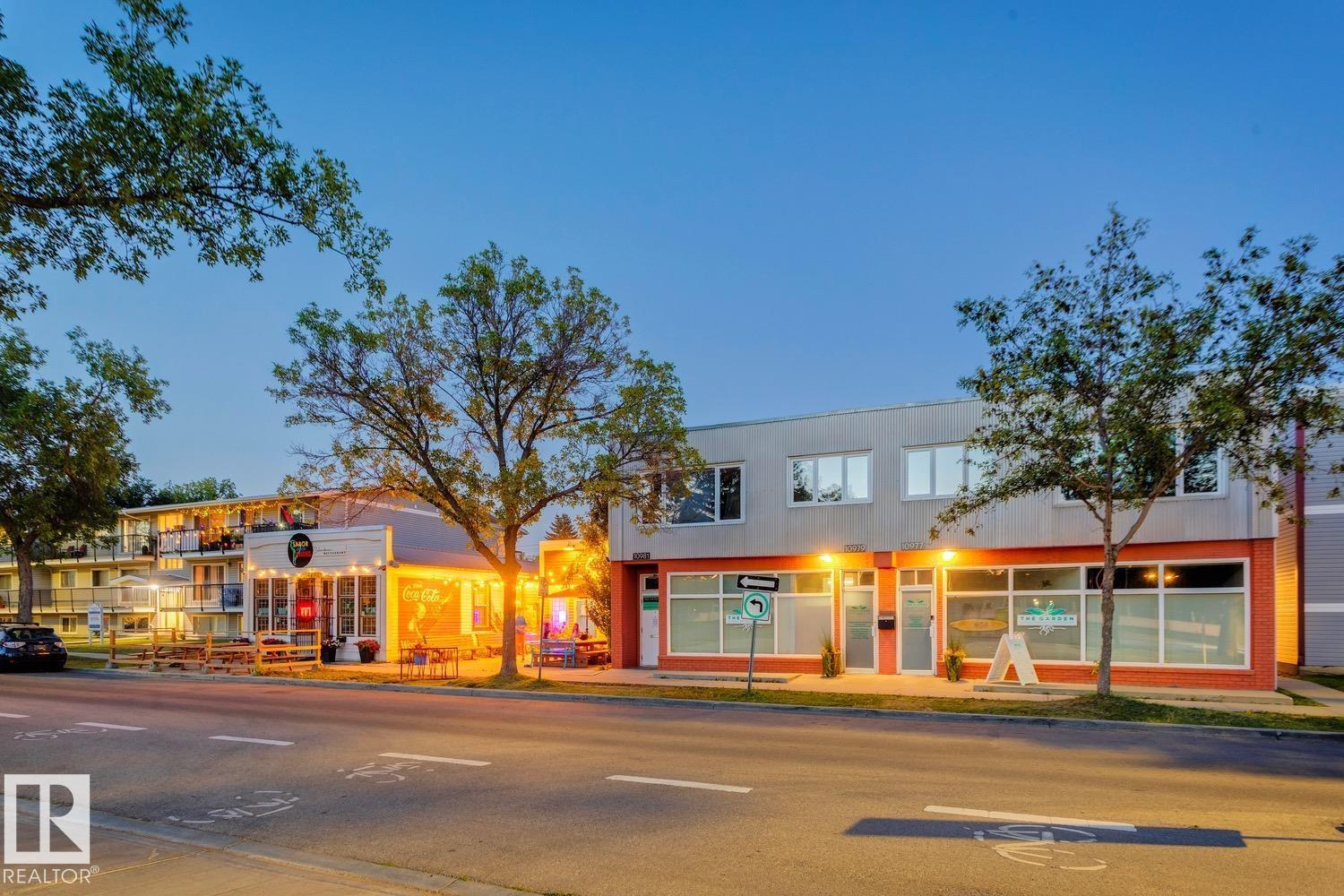 #209 11033 127 ST NW - 39