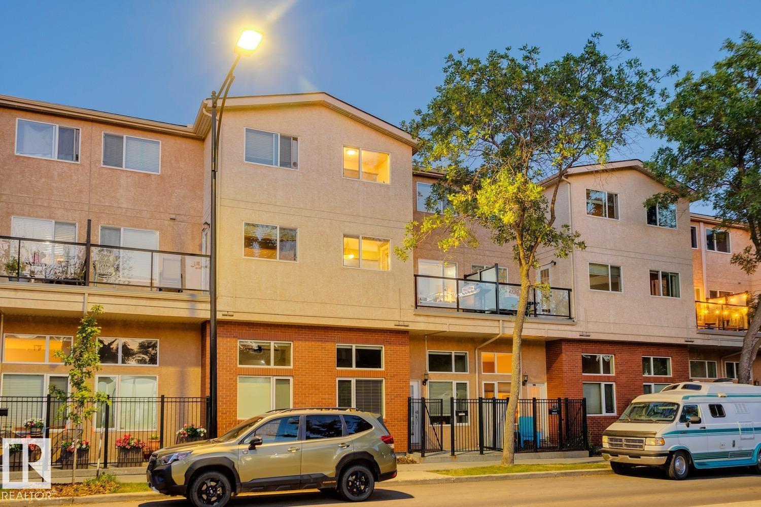 #209 11033 127 ST NW - 32