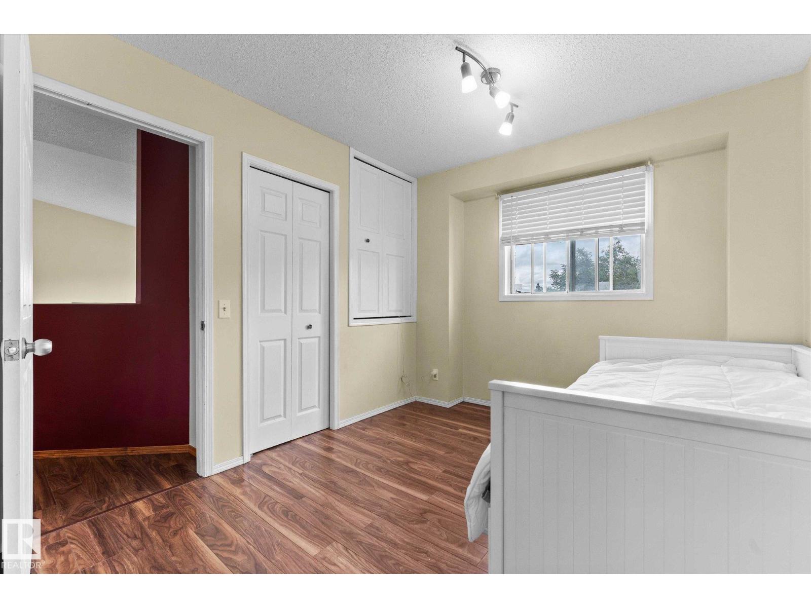 124 KLARVATTEN RD NW, Edmonton