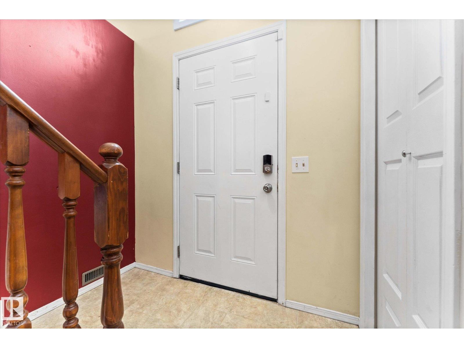 124 KLARVATTEN RD NW, Edmonton