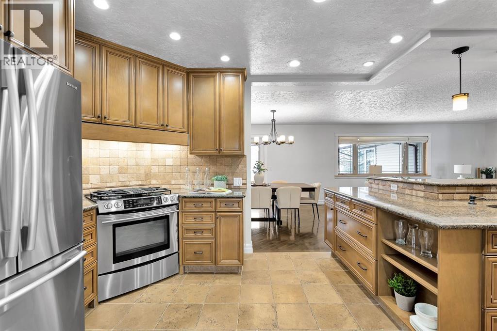 Single Family House Bungalow for Sale in  Grove Hill Road SW Glendale Calgary 