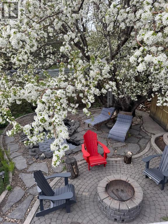 Single Family House Bungalow for Sale in  Grove Hill Road SW Glendale Calgary 