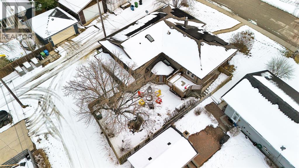 Single Family House Bungalow for Sale in  Grove Hill Road SW Glendale Calgary 