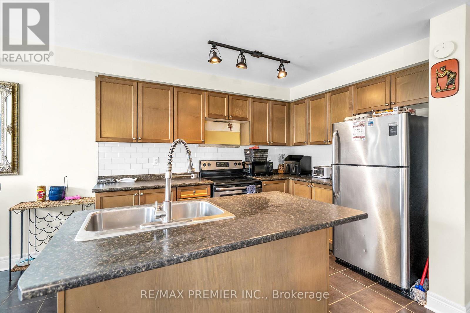 164 DEWELL CRESCENT - 5