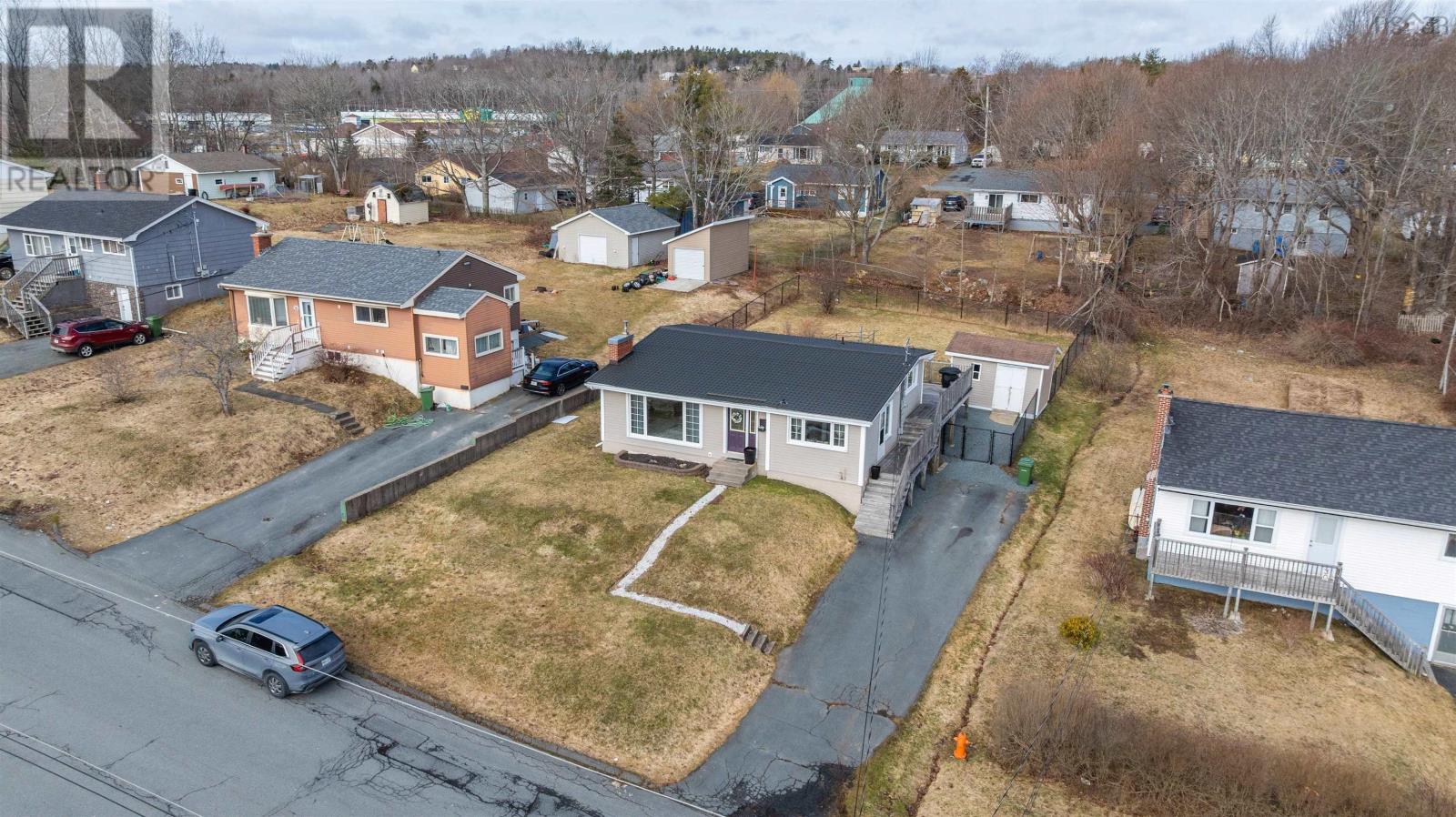 28 IRENE AVENUE - Image 2