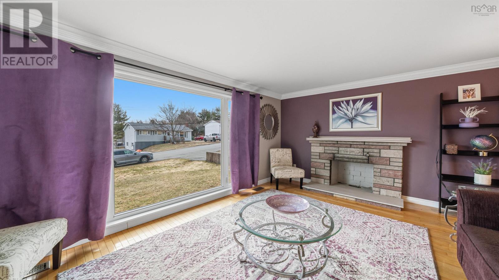 28 IRENE AVENUE - 11