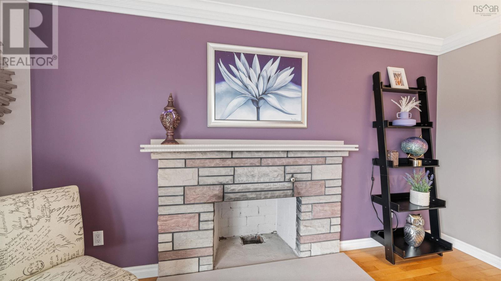 28 IRENE AVENUE - 15