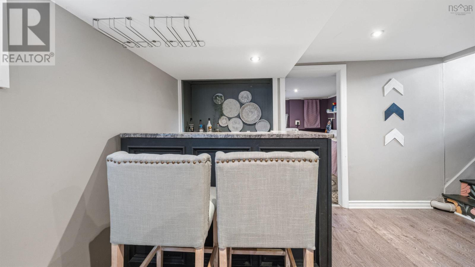 28 IRENE AVENUE - 33