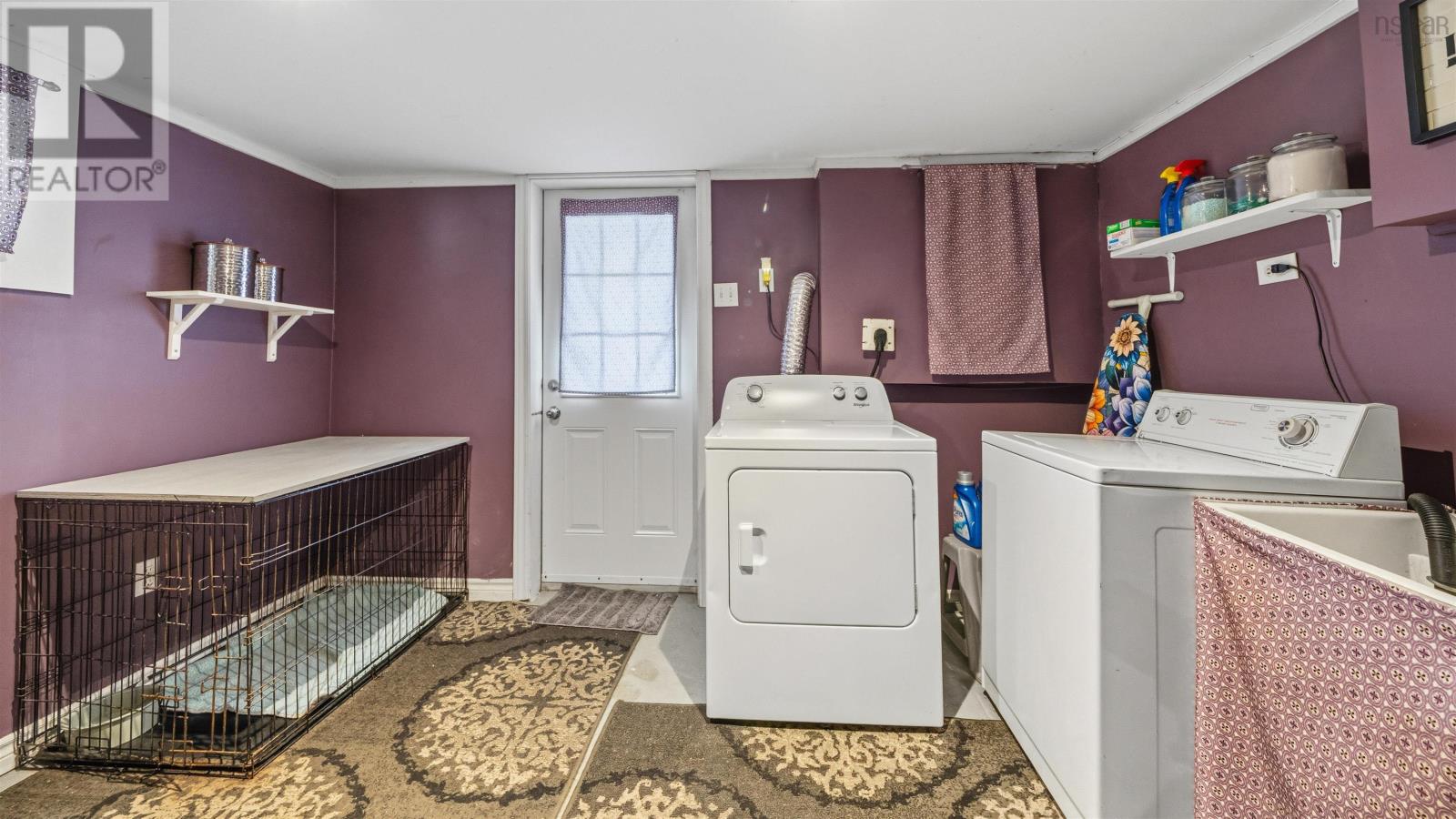 28 IRENE AVENUE - 36