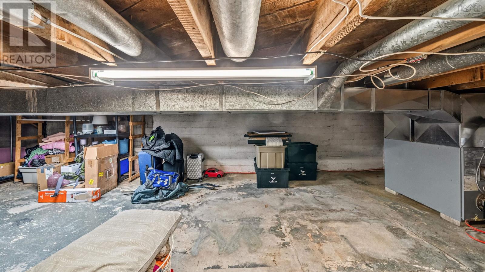 28 IRENE AVENUE - 39