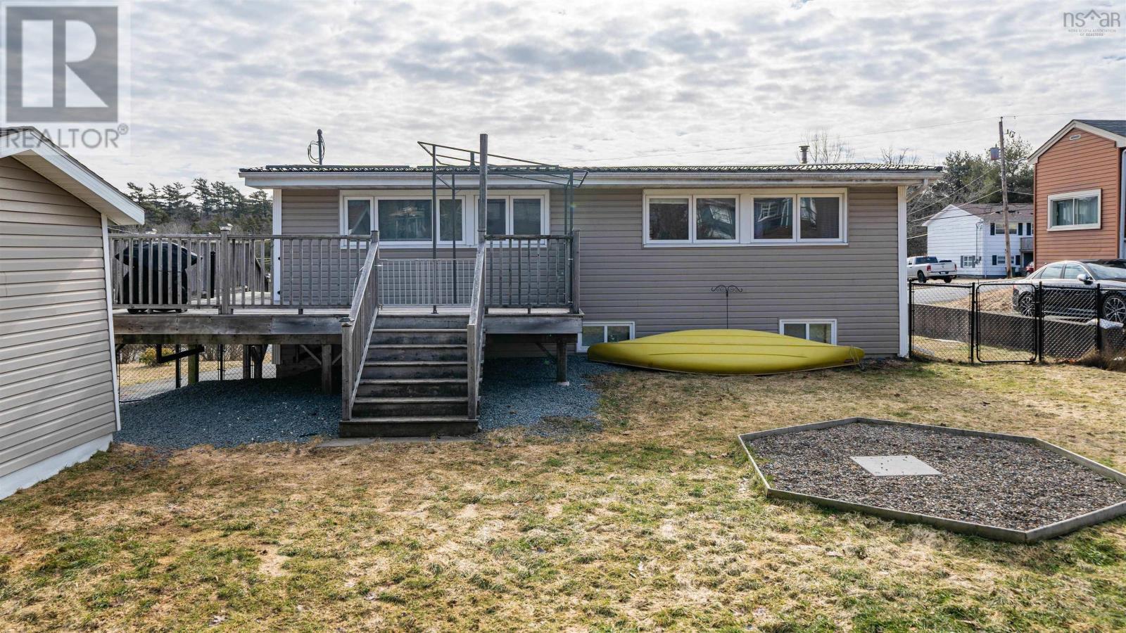 28 IRENE AVENUE - 47