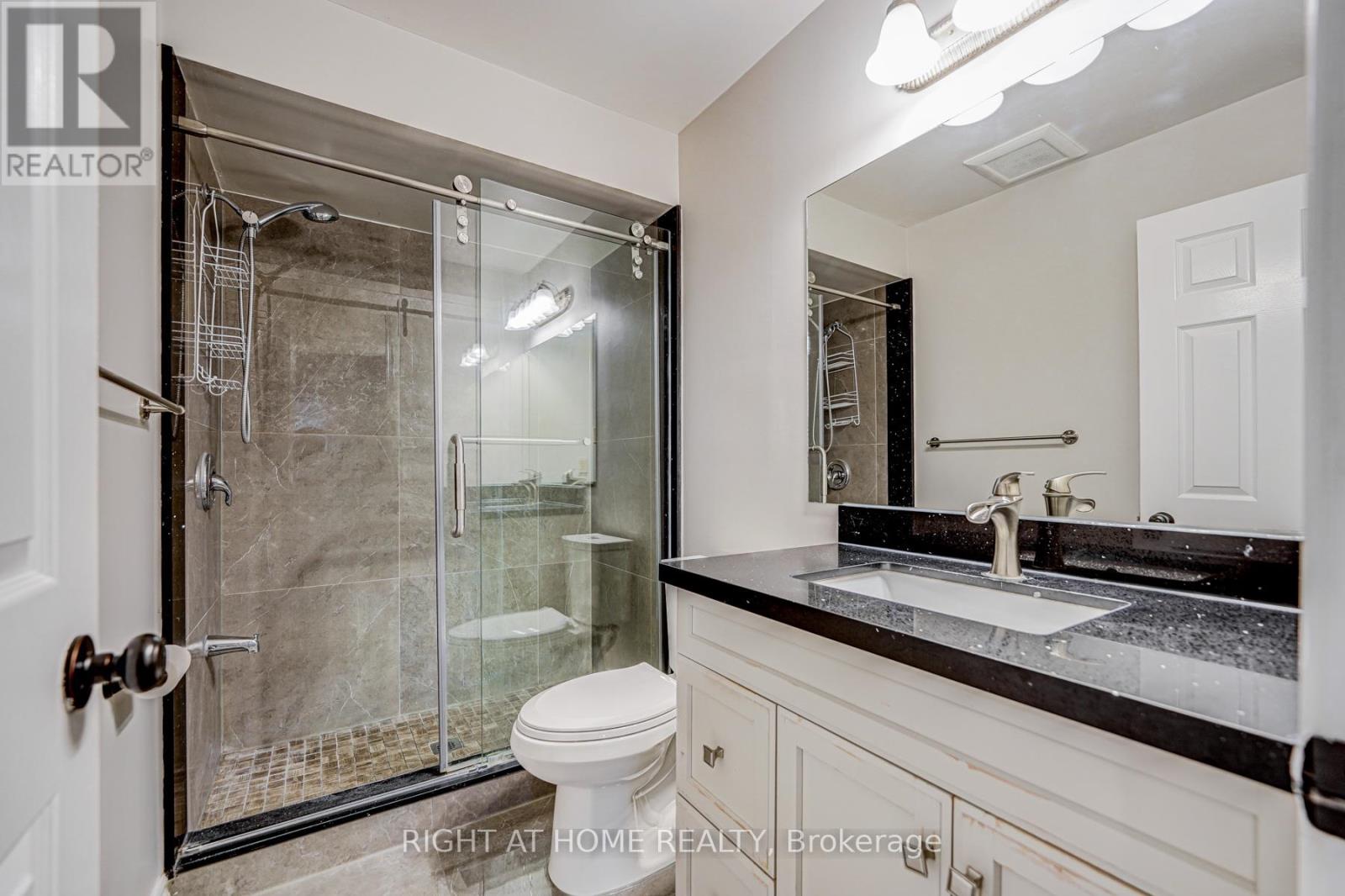 Ensuite bathroom