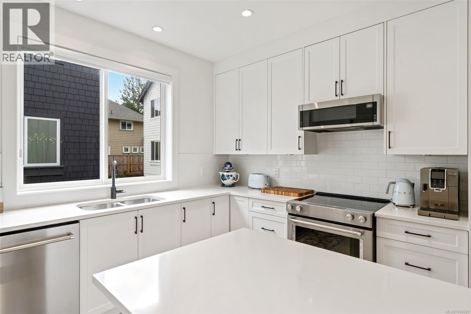 16 10145 Fifth Street, Sidney