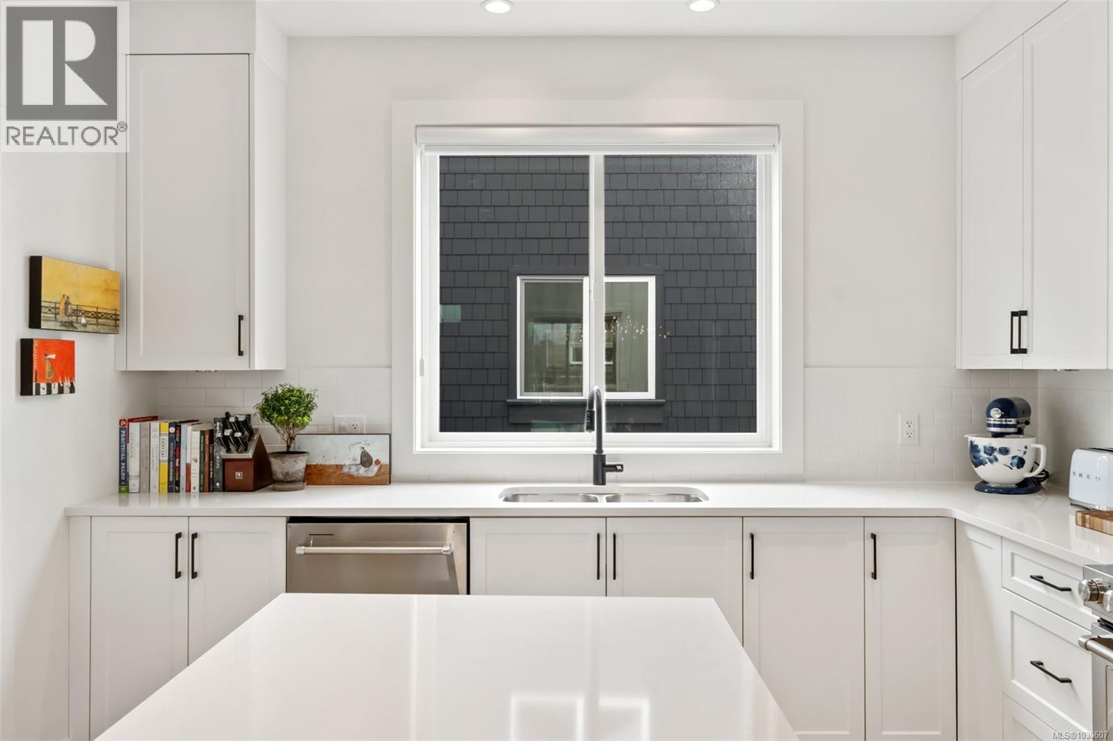 16 10145 Fifth Street, Sidney