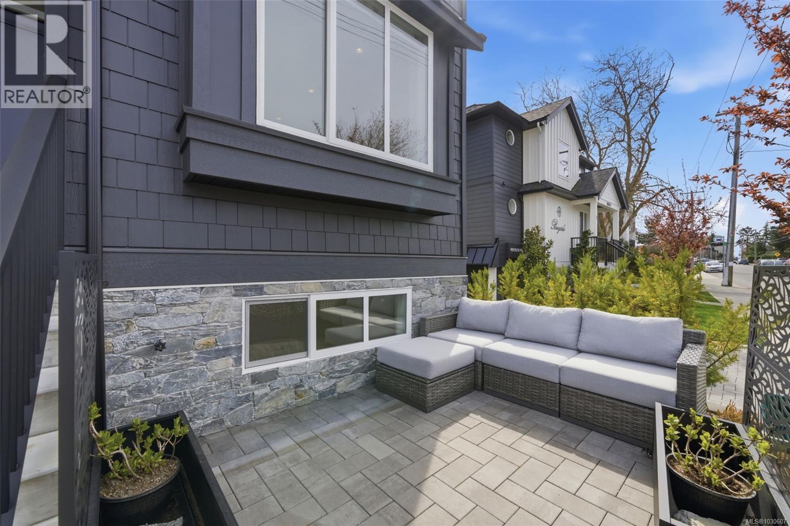 16 10145 Fifth Street, Sidney