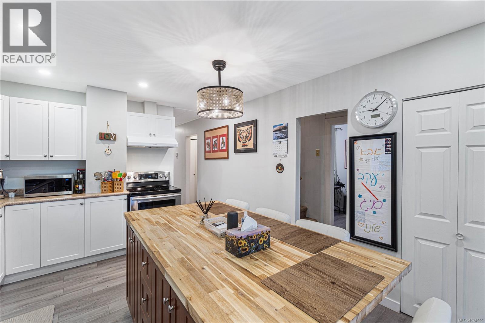 38 MACHLEARY ST - 17