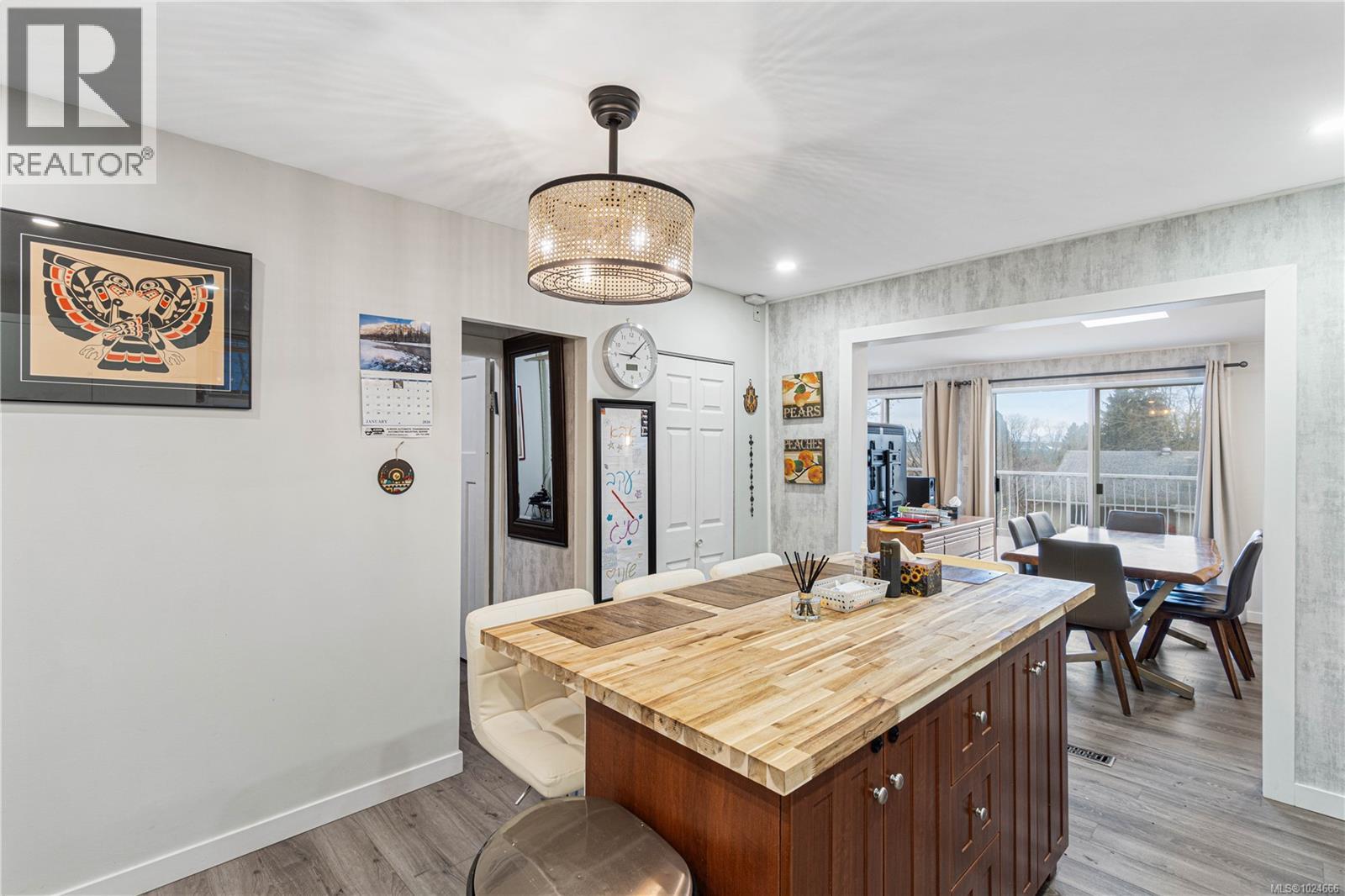 38 MACHLEARY ST - 16