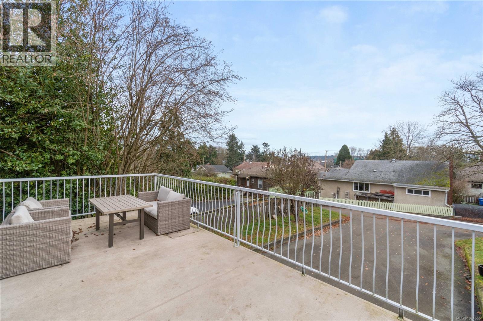 38 MACHLEARY ST - 31