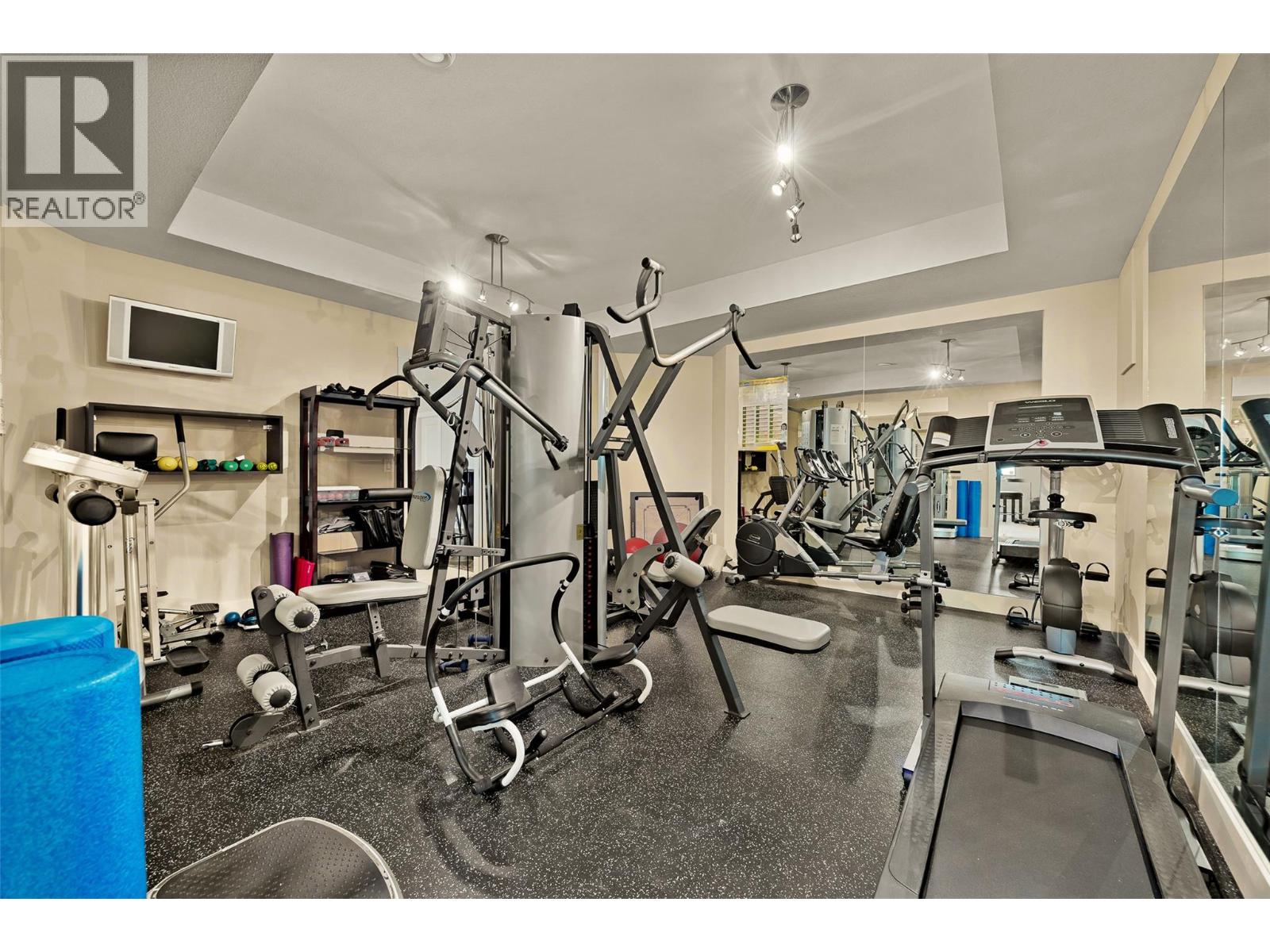 620 Arbor View Drive - 52