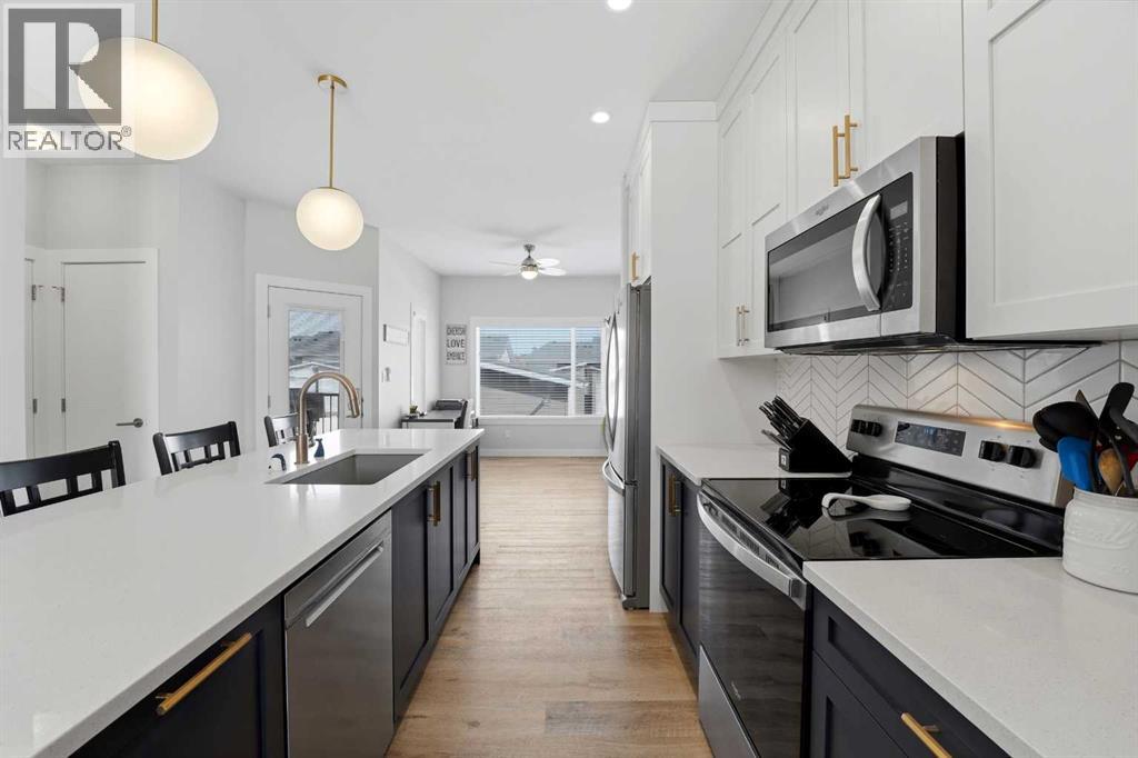 Single Family House Bi-level for Sale in  Evergreen Way Evergreen Red Deer 