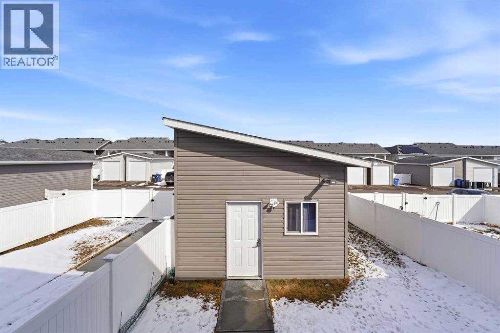 Single Family House Bi-level for Sale in  Evergreen Way Evergreen Red Deer 