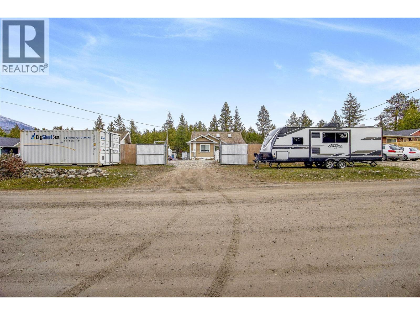  674 Muir Road, Kelowna