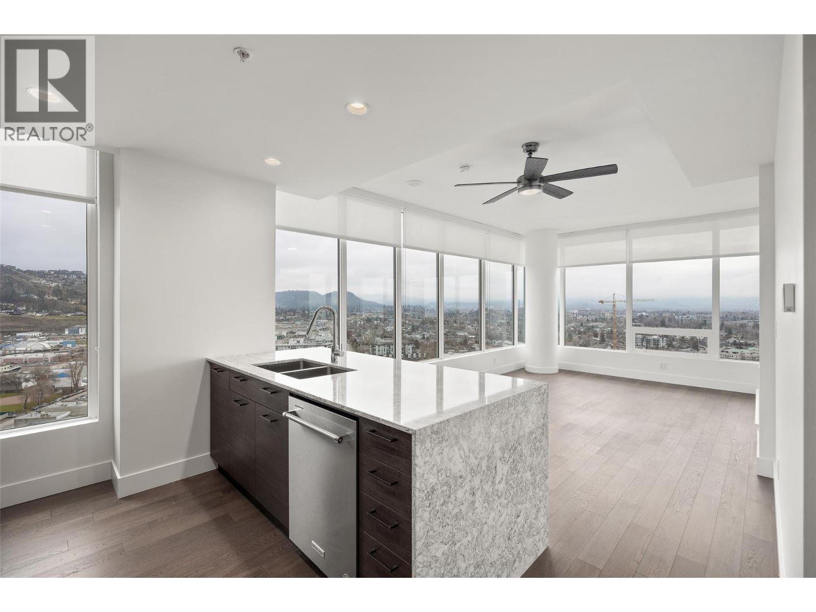 2202 1191 Sunset Drive, Kelowna