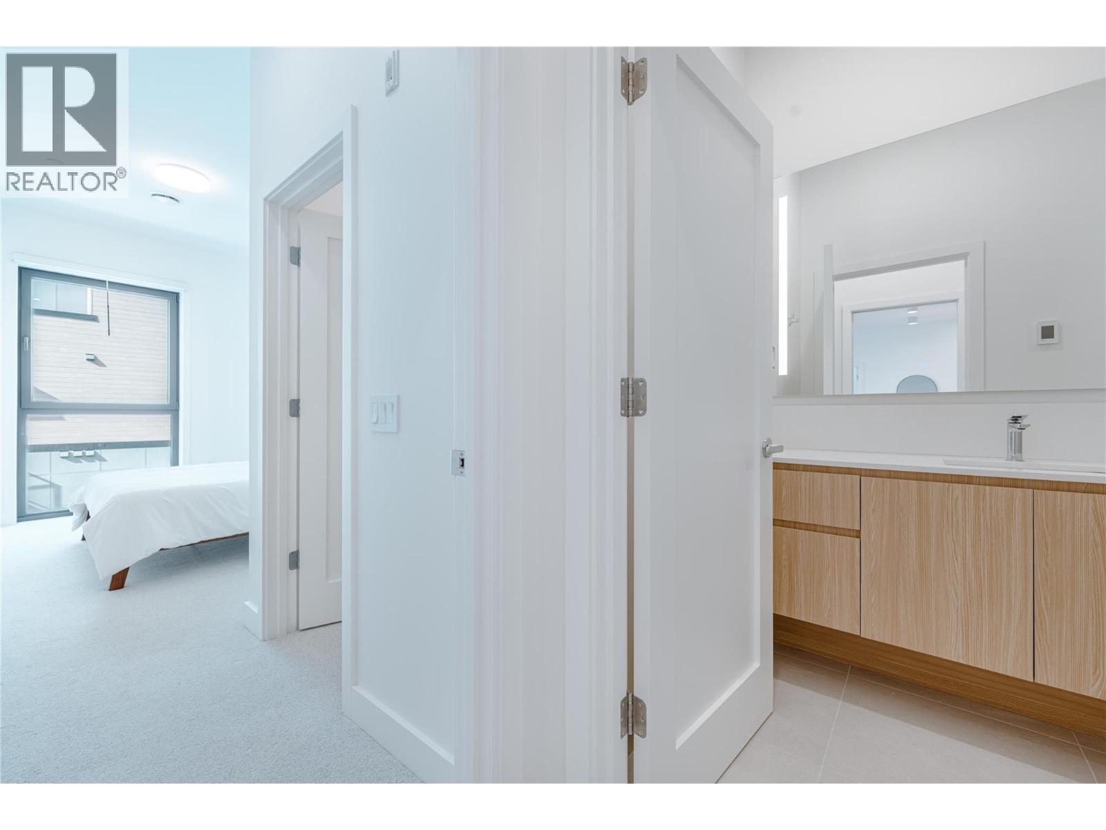 #2503 1702 COURSIER AVENUE - 22