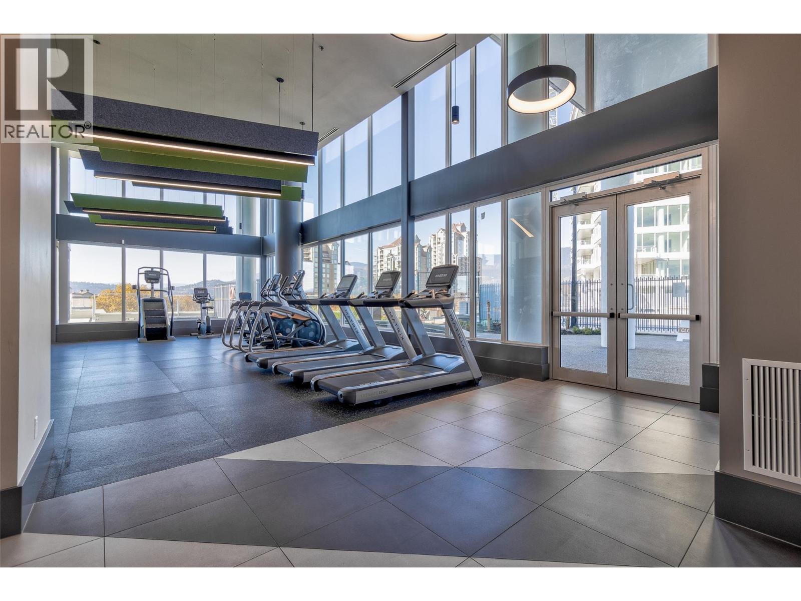 2202 1191 Sunset Drive, Kelowna